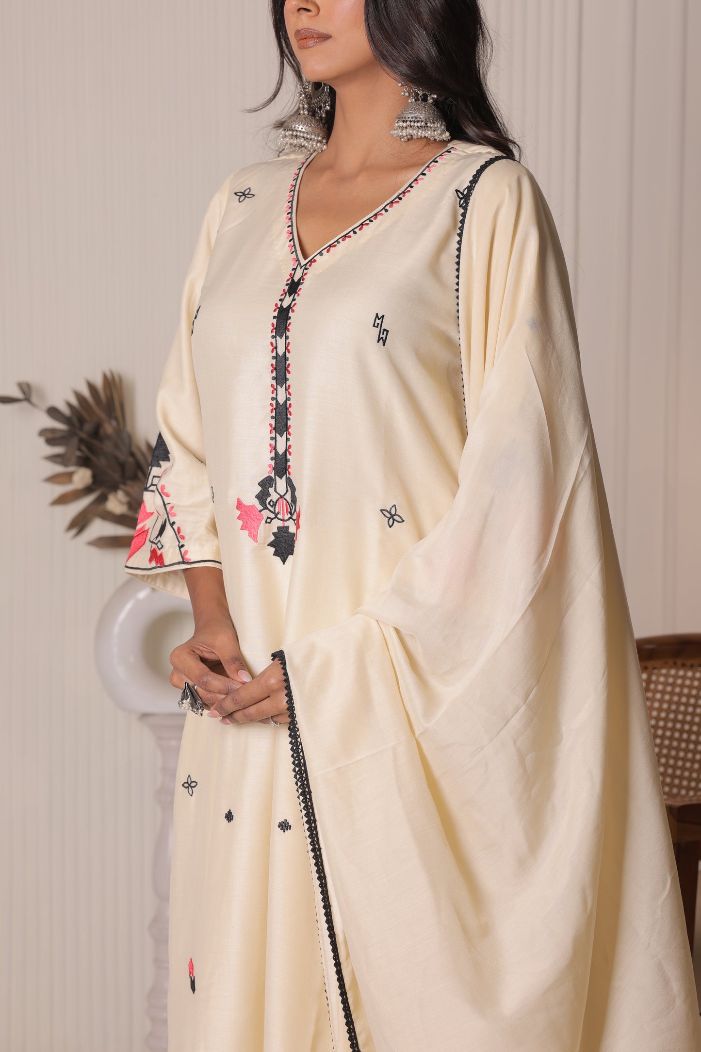 NOOR-E-KHAAS