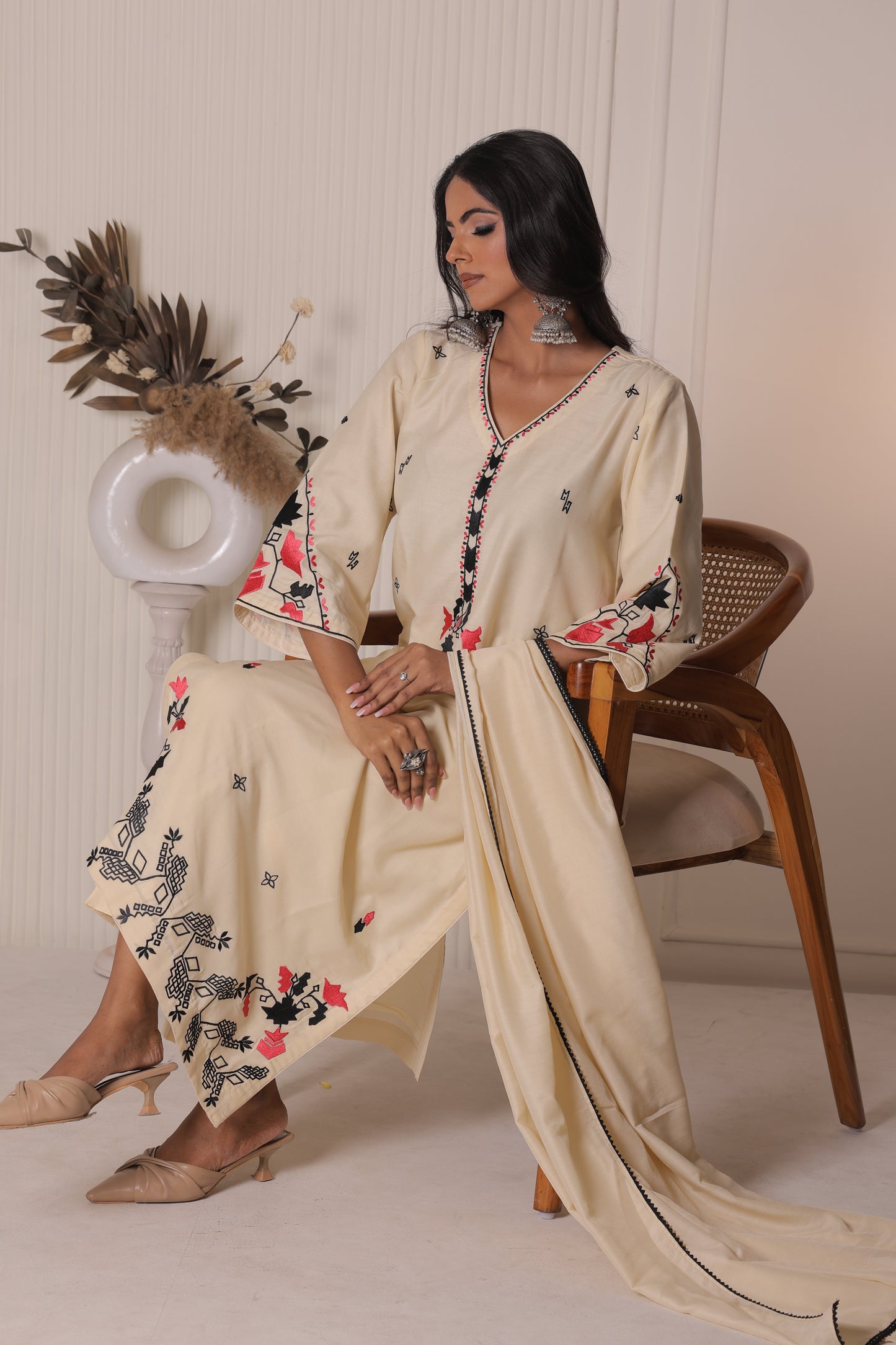NOOR-E-KHAAS