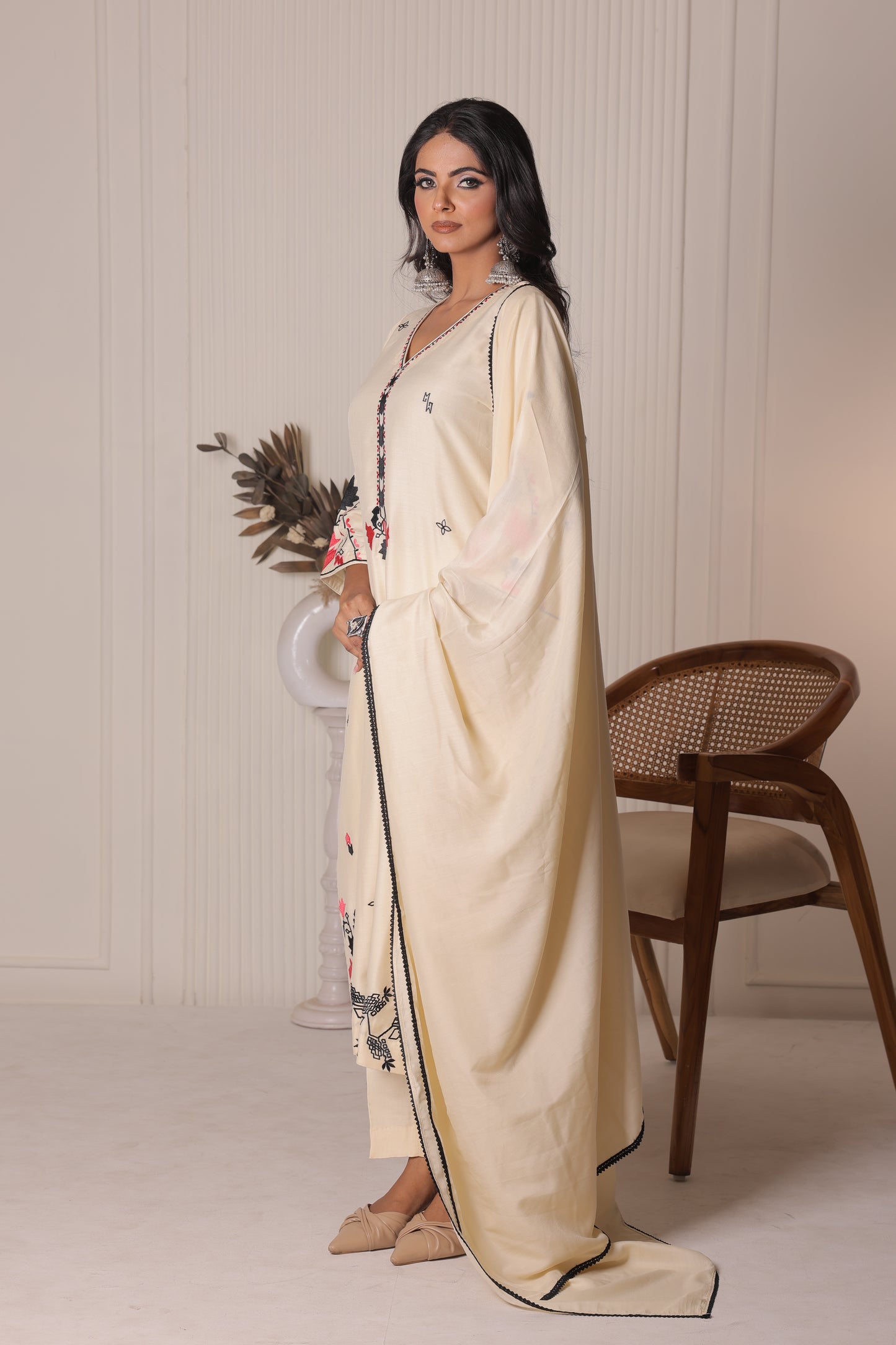 NOOR-E-KHAAS