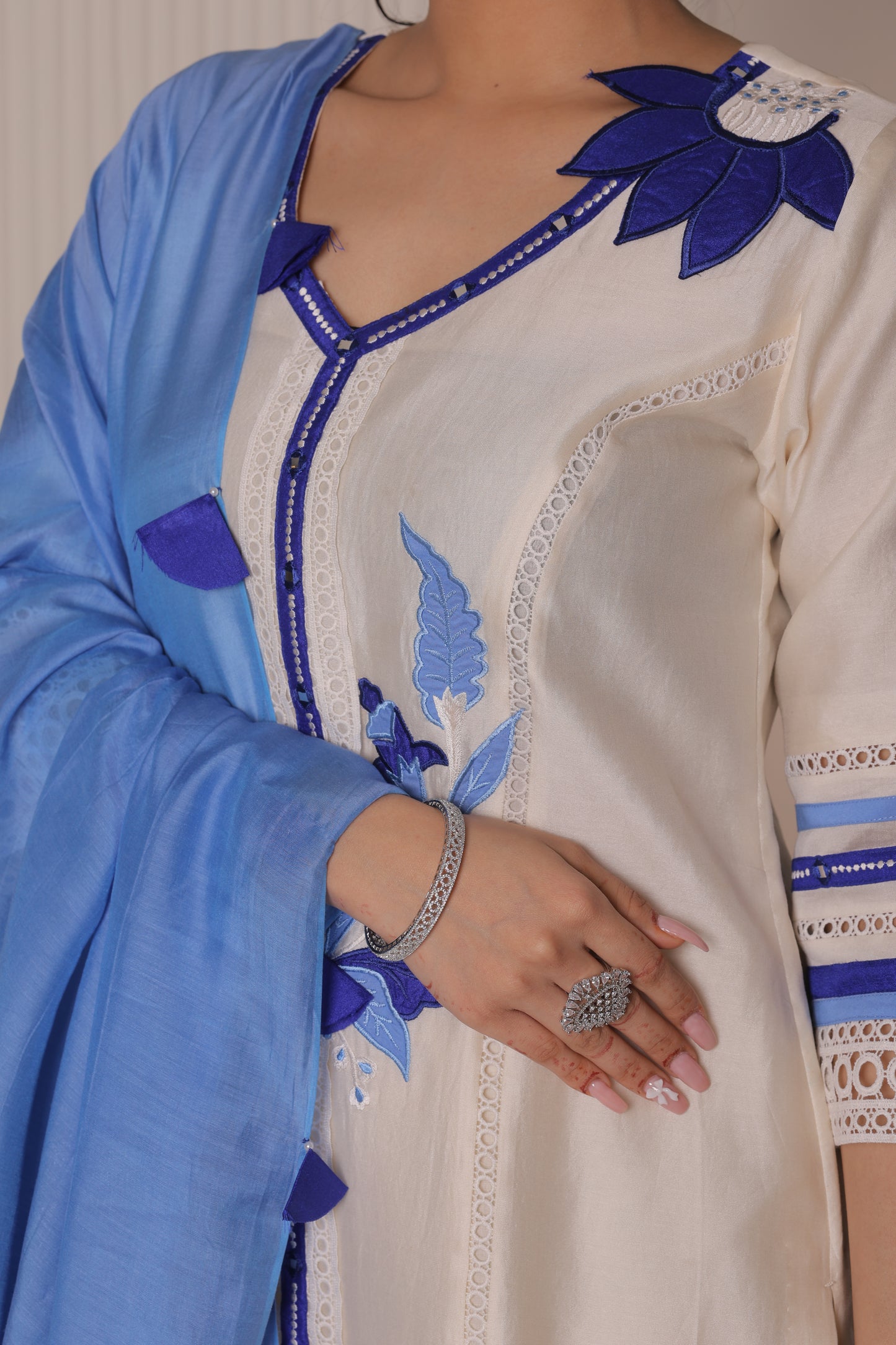 KOHINOOR  GRACE