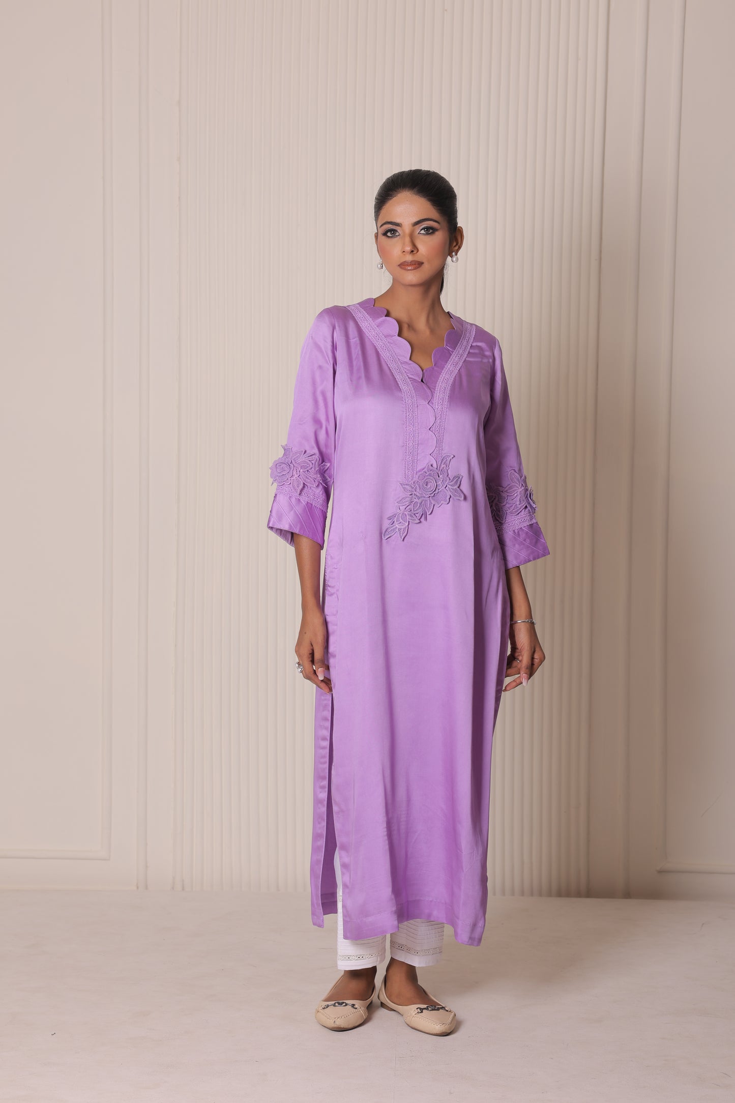 LAVYA SAAZ