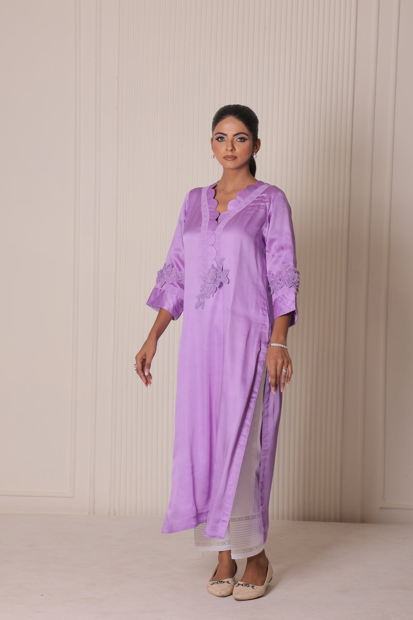 LAVYA SAAZ