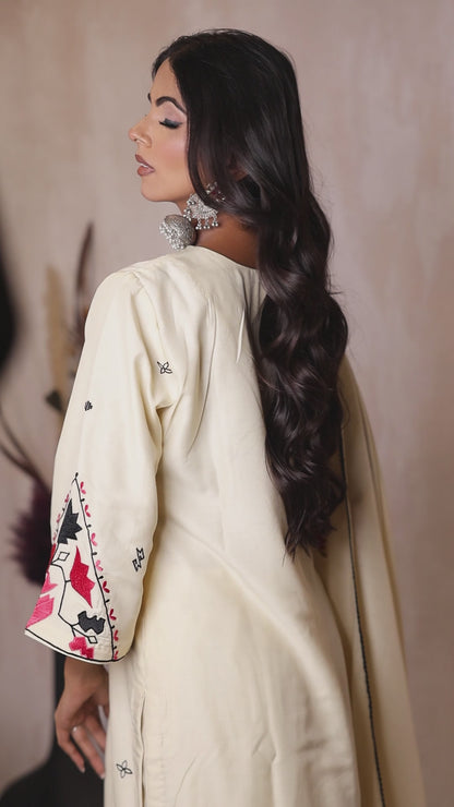 NOOR-E-KHAAS